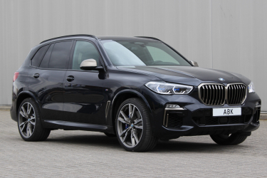 Grijs kenteken ombouw BMW X5 M50D nieuwste type (G05)